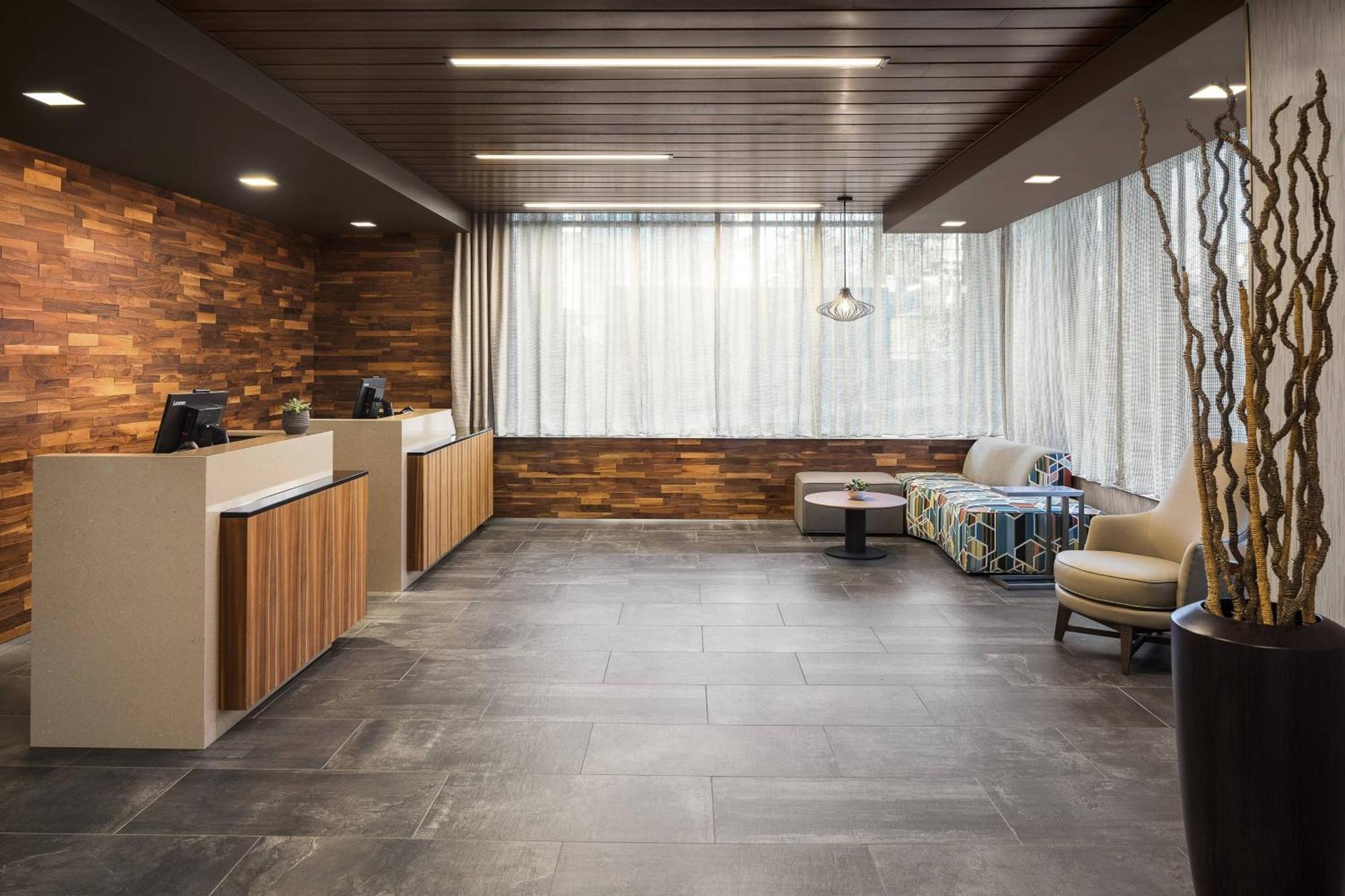 Courtyard By Marriott Seattle Northgate Ξενοδοχείο Εξωτερικό φωτογραφία